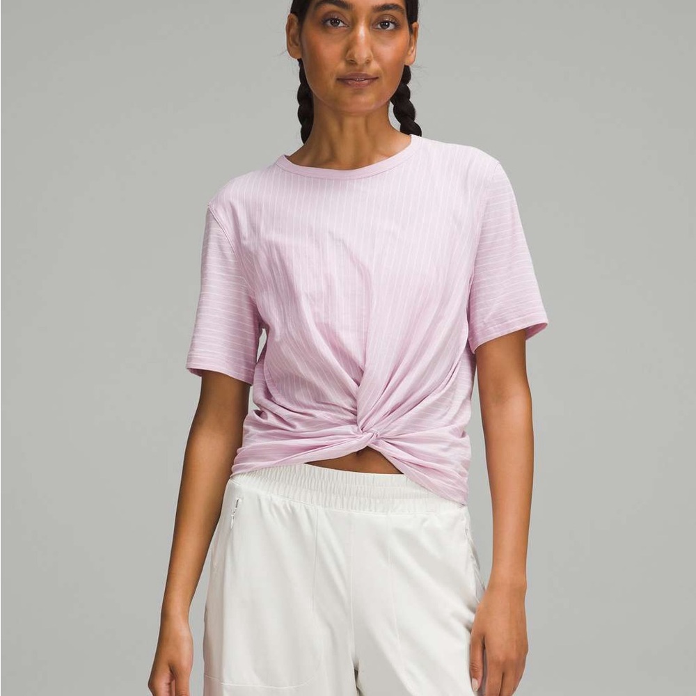 EUC Lululemon Crescent T-Shirt